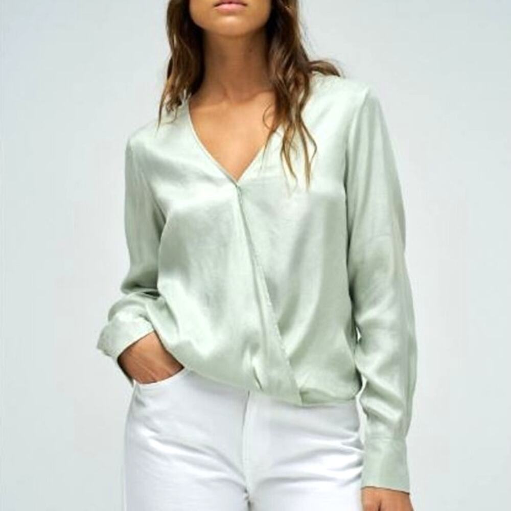 Women's Mint Green V-Neck Pullover Blouse Long Sleeve Solid LY3052 Size L